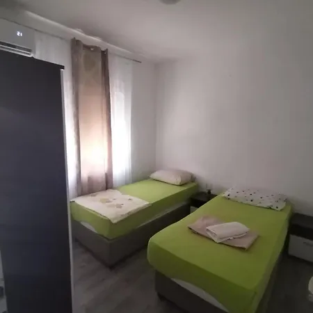 Rooms Blue *